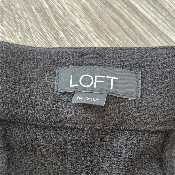 LOFT Black High Waist Shorts with Elastic Waistband and Drawstring - Picture 2 of 4